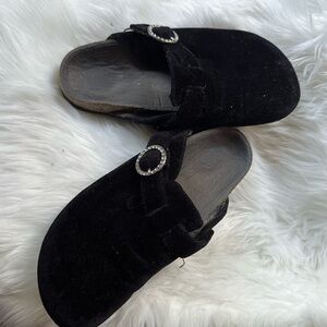 Source Unknown Black Mules with Silver Buckle